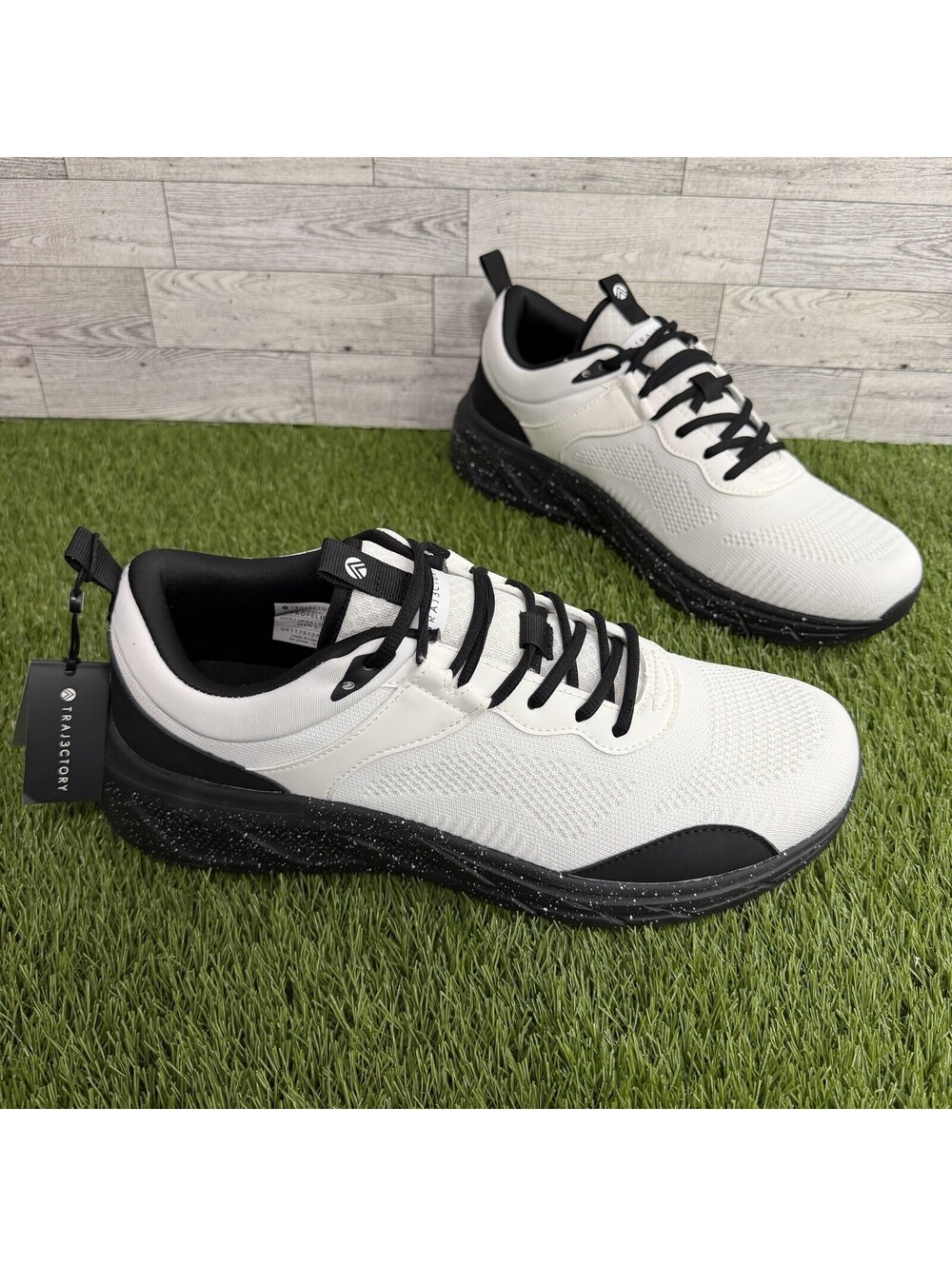 Traj3ctory Propelio Men's Tennis Shoes Lightweight Memory Foam Size 13 US NWOB